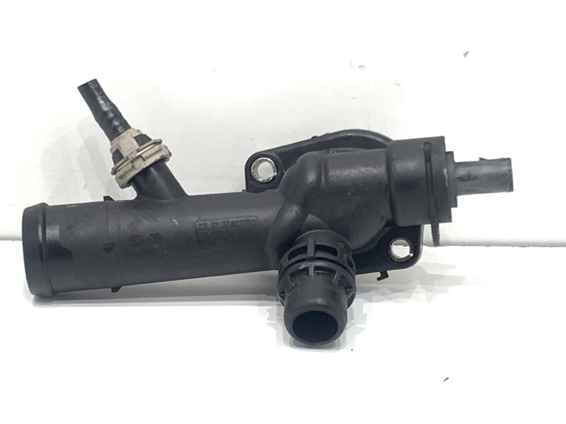 Nátrubok vody Audi A4 B8 Avant (8K5) 2007 - 2015 03L121132AC