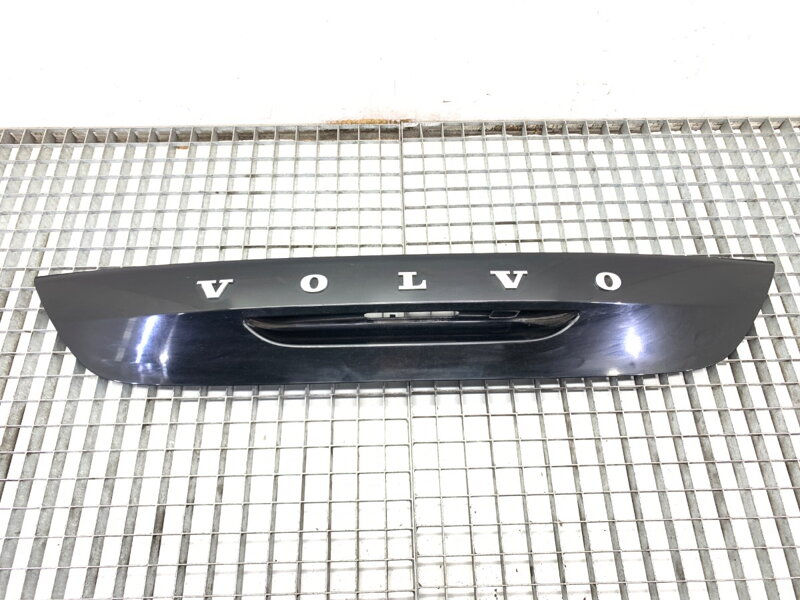Panel veka batožinového priestoru zadný Volvo V40 Liftback (525, 526) 2012 - 2022 31301301
