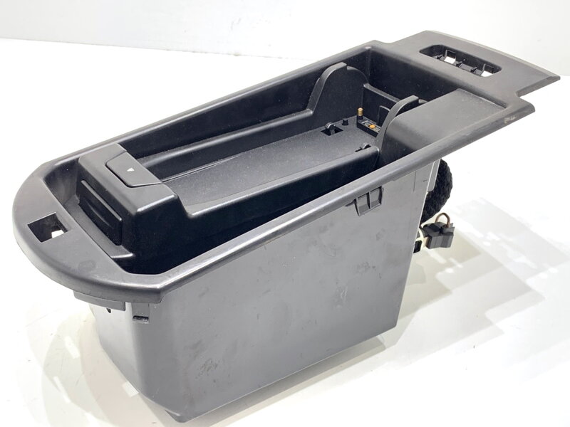 Schránka podłokietnika BMW X3 (F25) 2010 - 2017 105010242