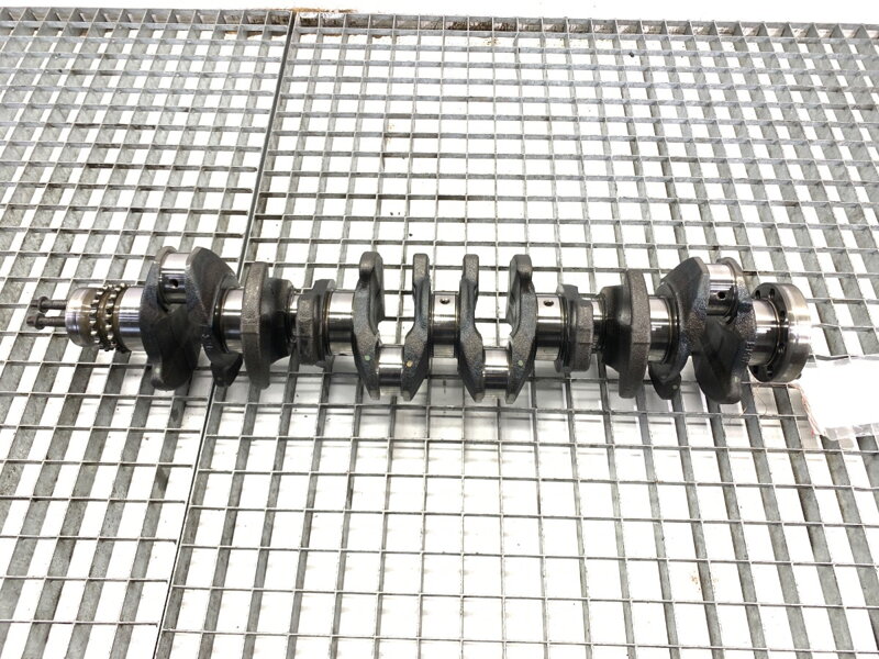 Hriadeľ kľukový BMW 5 (E60) 2003 - 2010 7792608