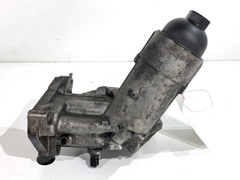 Základňa filtra oleja BMW 5 (E60) 2003 - 2010 7788453