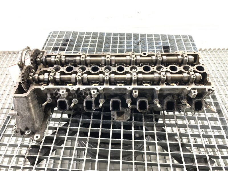 Hlava valcov BMW 5 (E60) 2003 - 2010 7792753