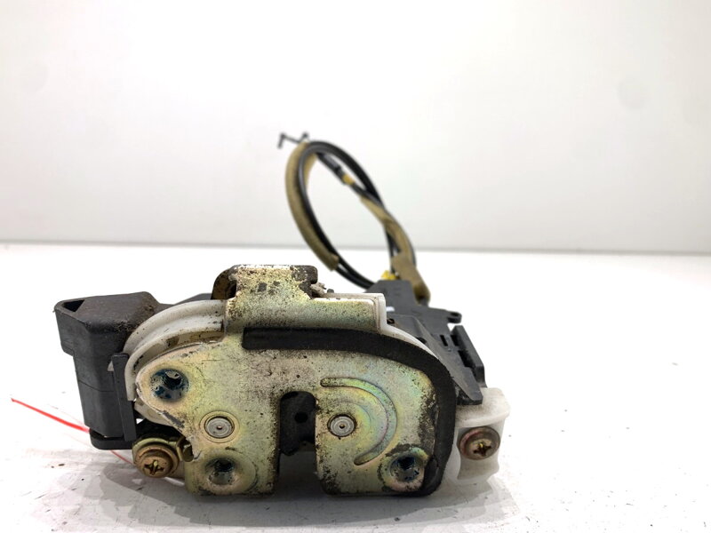 Zámok dverí ľavý predný Mitsubishi Grandis (NA_W) 2003 - 2011