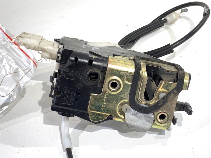 Zámok dverí pravý predný Peugeot 407 (6D_) 2004 - 2011 9656632980