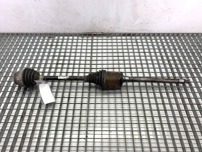 Poloos pravá predná BMW X3 (F25) 2010 - 2017 7598028