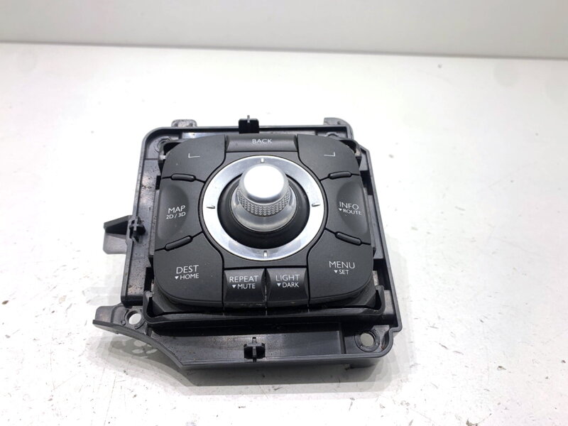 Panel ovládania navigácie Renault Megane III Liftback (BZ0/1_, B3_) 2008 - 2022 253B00004R