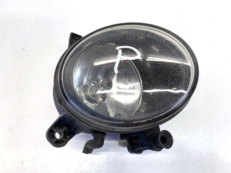 Halogén / hmlovka pravá predná Audi Q5 (8RB) 2008 - 2017