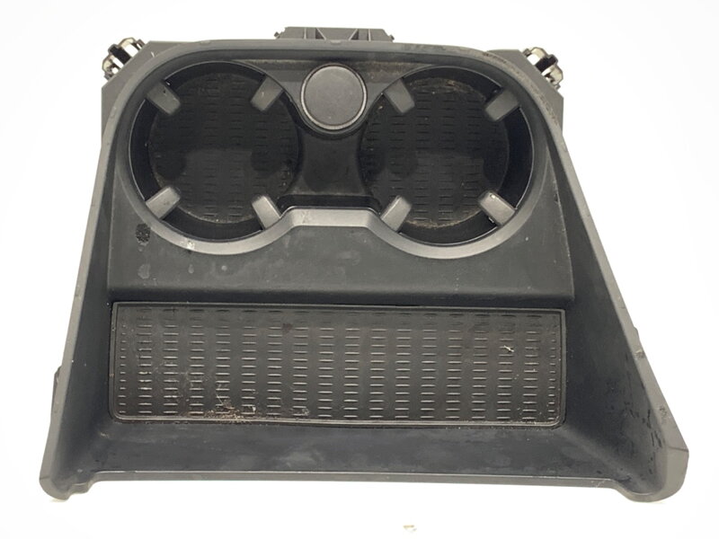 Držiak NA nápoje BMW X3 (F25) 2010 - 2017 9184498