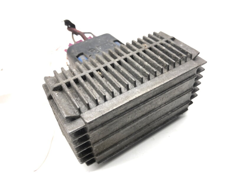 Relé sviečok žiarových Opel Astra H (A04) 2004 - 2014 55353011