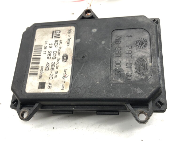 Modul natáčania / riadenia svetla Opel Astra H (A04) 2004 - 2014 13252433