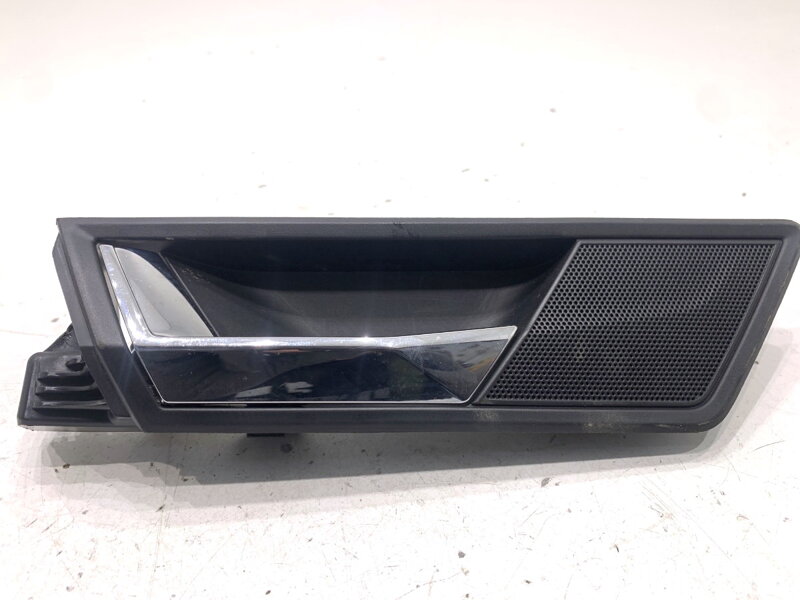 Kľučka vnútorná ľavá zadná Skoda Superb III (3V3) 2015 - 2022 3V0839221