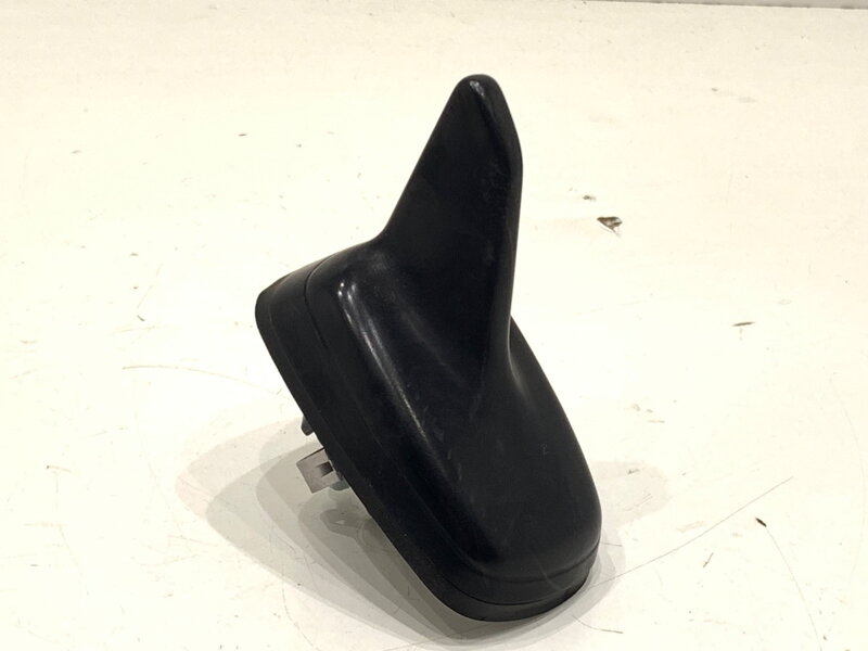 Anténa strešná Skoda Superb III (3V3) 2015 - 2022 5Q0035507P