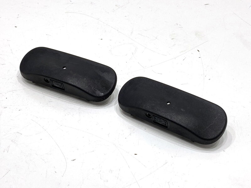 Trysky ostrekovačov okien sada Skoda Superb III (3V3) 2015 - 2022 3V0955987