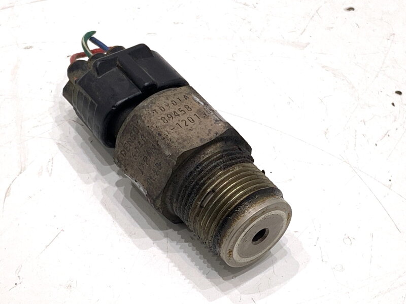 Snímač tlaku paliva Toyota Corolla Verso (_E12_) 2001 - 2007