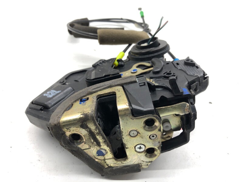 Zámok dverí ľavý zadný Toyota Avensis (_T25_) 2003 - 2008