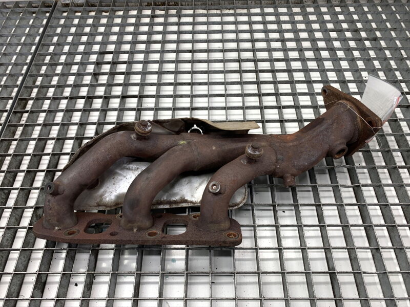 Kolektor / zvody výfukový Infiniti Q50 2013 - 2022