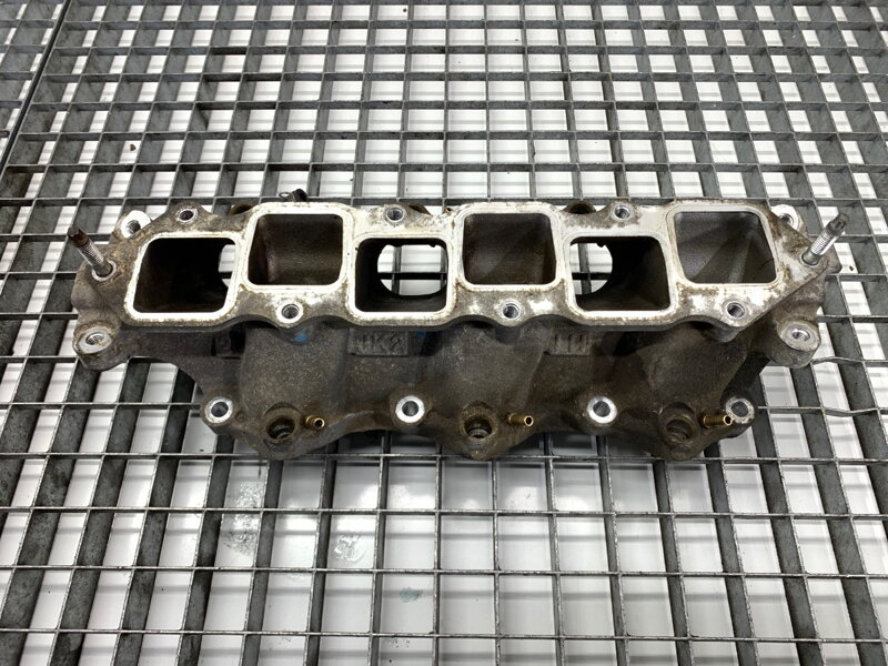 Sacie potrubie Infiniti Q50 2013 - 2022