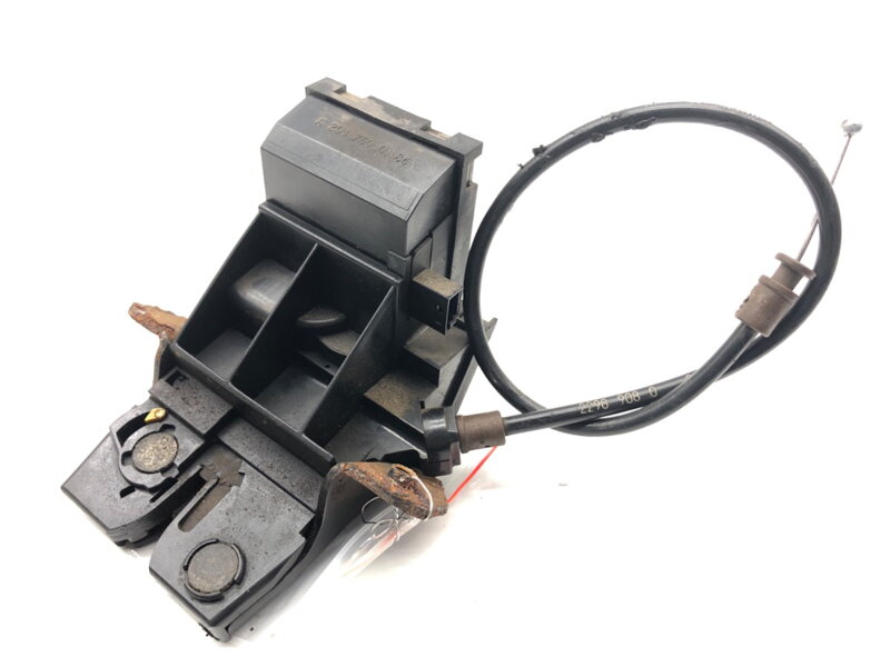 Zámok veka batožinového priestoru zadný Mercedes-benz Class C (W203) 2000 - 2007 A2037500184