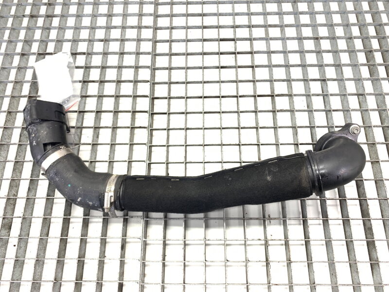 Potrubie turba Skoda Superb III (3V3) 2015 - 2022 04L145828D