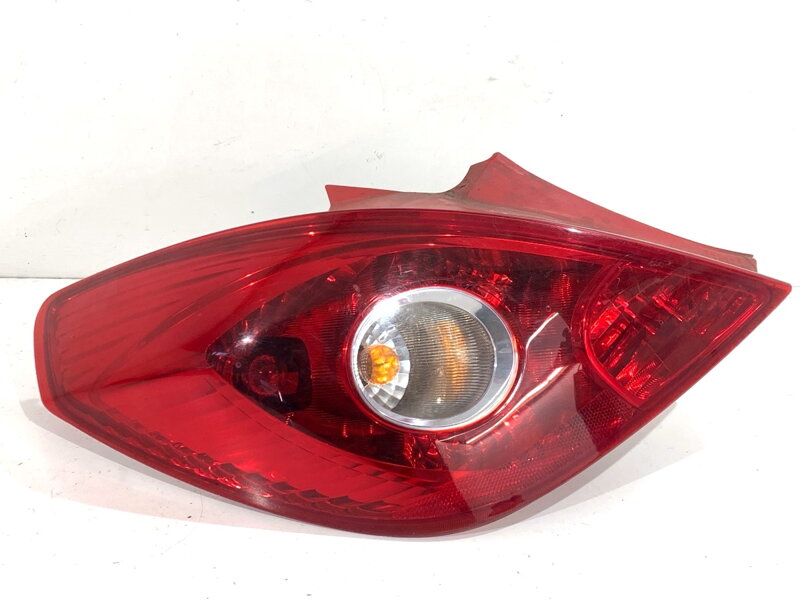 Svetlo pravé zadné Opel Corsa D (S07) 2006 - 2014