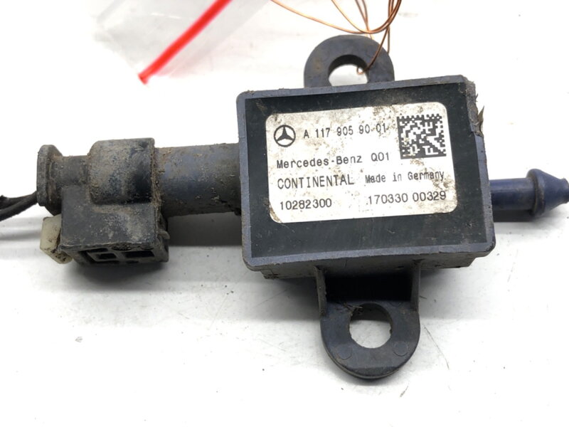 Snímač nárazu Mercedes-benz CLA Coupe (C117) 2013 - 2019 A1179059001