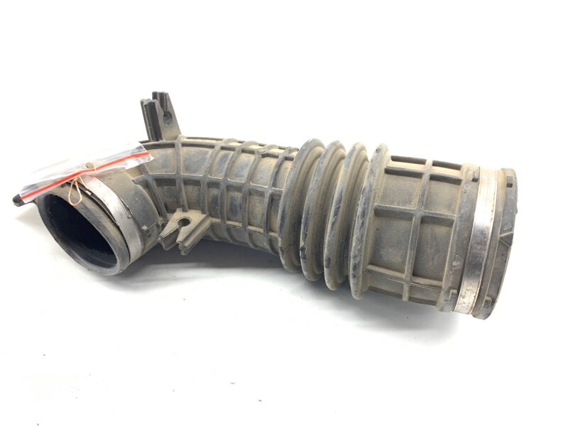 Vzduchové potrubie Mercedes-benz CLA Coupe (C117) 2013 - 2019 A6070900037