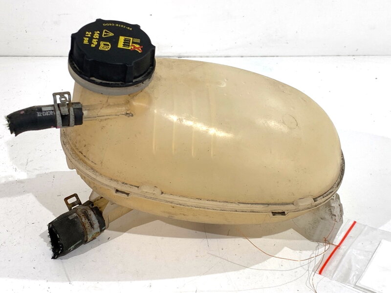 Vyrovnávacia nádržka chladiacej kvapaliny Ford USA Escape III 2012 - 2019 GV61-8A080-AD