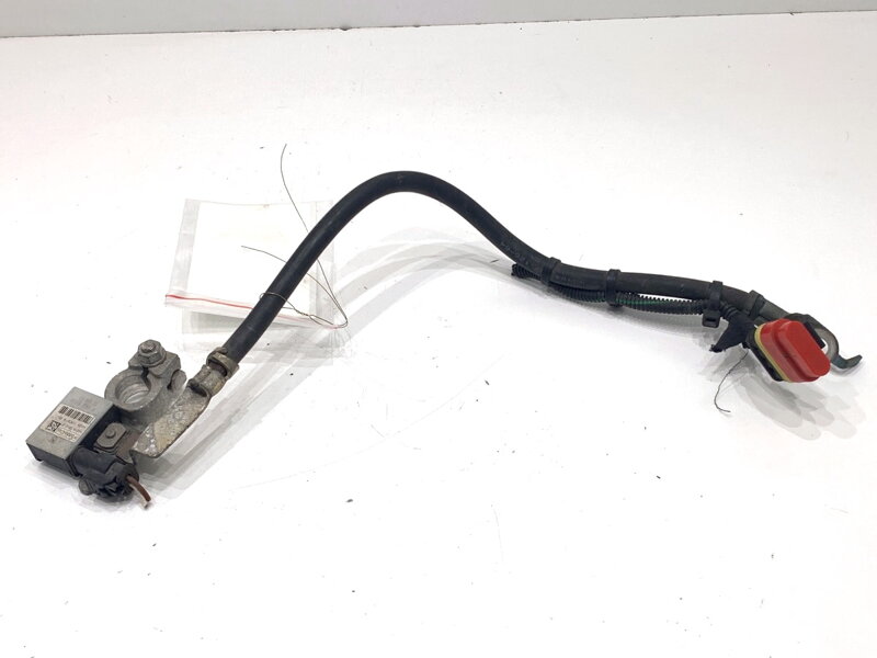 PÓL / svorka (BATÉRIE) mínus Ford USA Escape III 2012 - 2019 AV6N-10C679-BG