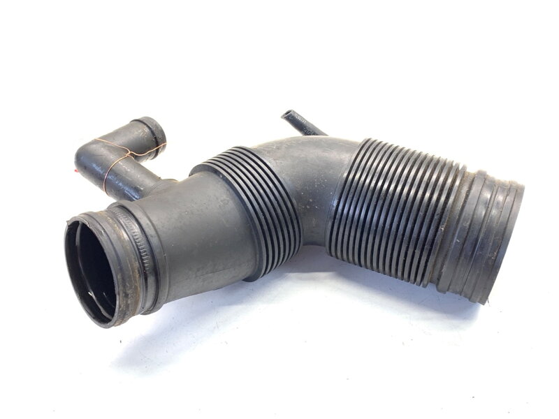 Vzduchové potrubie Seat Ibiza IV SC (6J1, 6P5) 2008 - 2018 6R0129654C