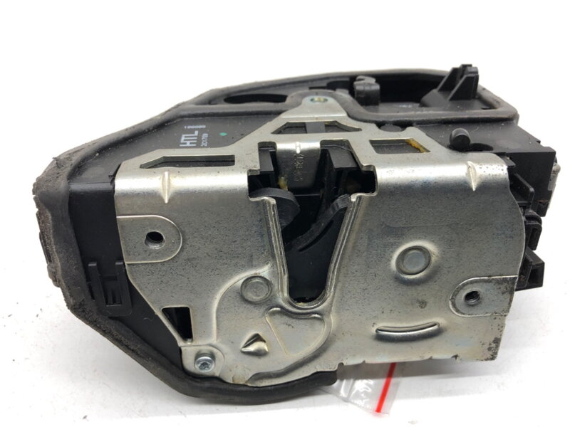 Zámok dverí ľavý zadný BMW 3 (E90) 2004 - 2012 4389475