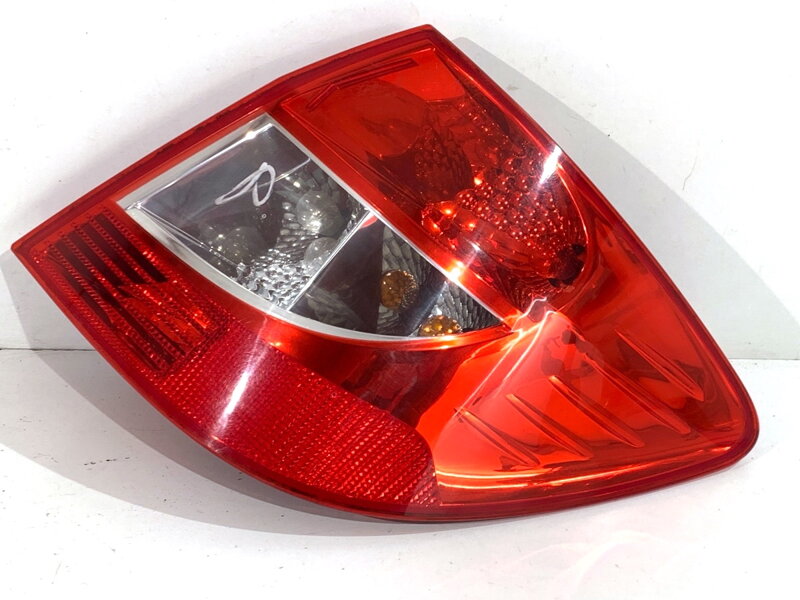 Svetlo pravé zadné Renault Thalia II (LU_) 2008 - 2022 8200700047