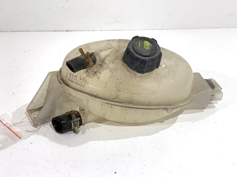 Vyrovnávacia nádržka chladiacej kvapaliny Renault Master III (FV) 2010 - 2022 217100015R