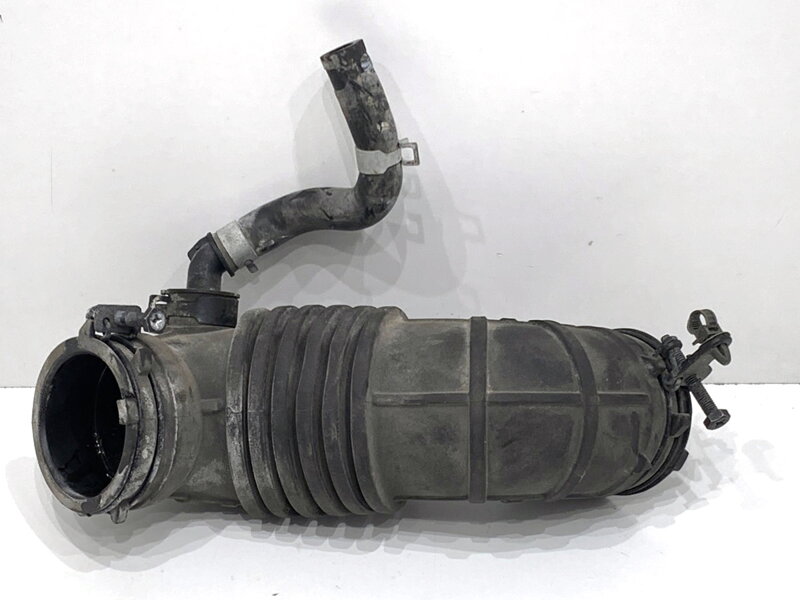 Vzduchové potrubie Hyundai I20 III (BC3, BI3) 2020 - 2022 28130-Q0050