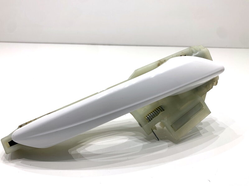 Kľučka vonkajšia pravá zadná Hyundai I20 III (BC3, BI3) 2020 - 2022