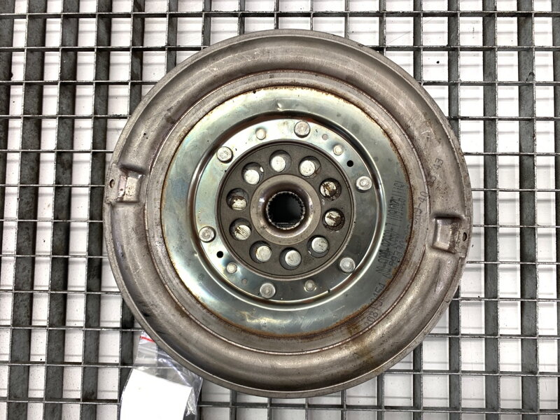 Koleso dvojhmotnostné Audi A6 C7 Avant (4G5, 4GD) 2011 - 2018 0B5105317T