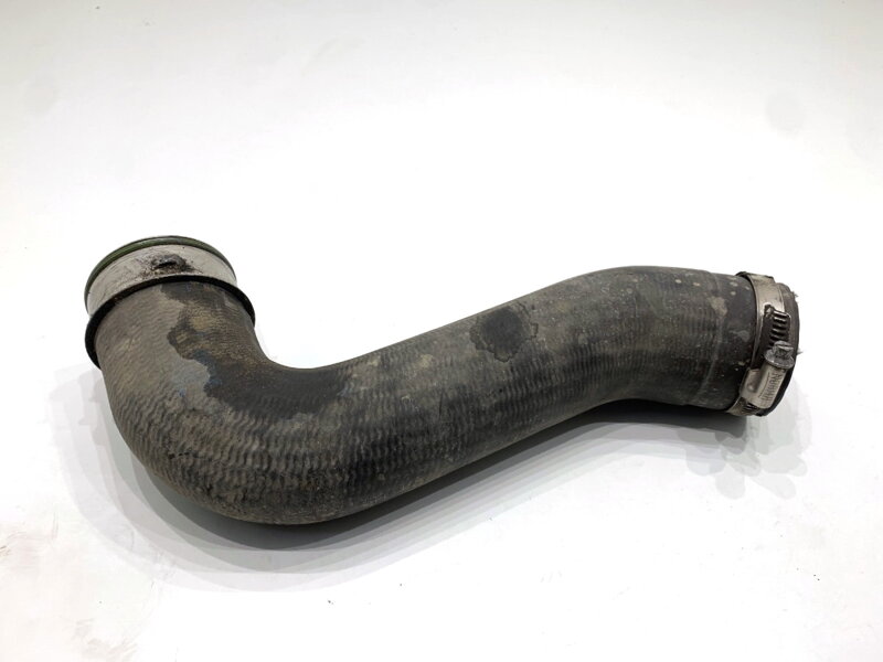 Potrubie turba VW Golf V (1K1) 2003 - 2010 1K0145762T