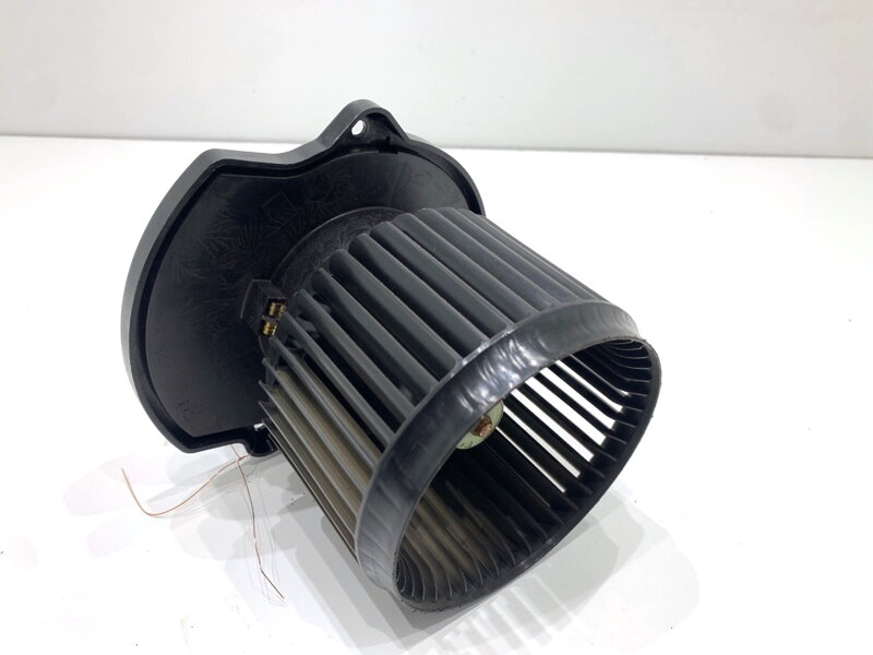 Ventilátor kúrenia Mazda CX-9 (TC) 2016 - 2022