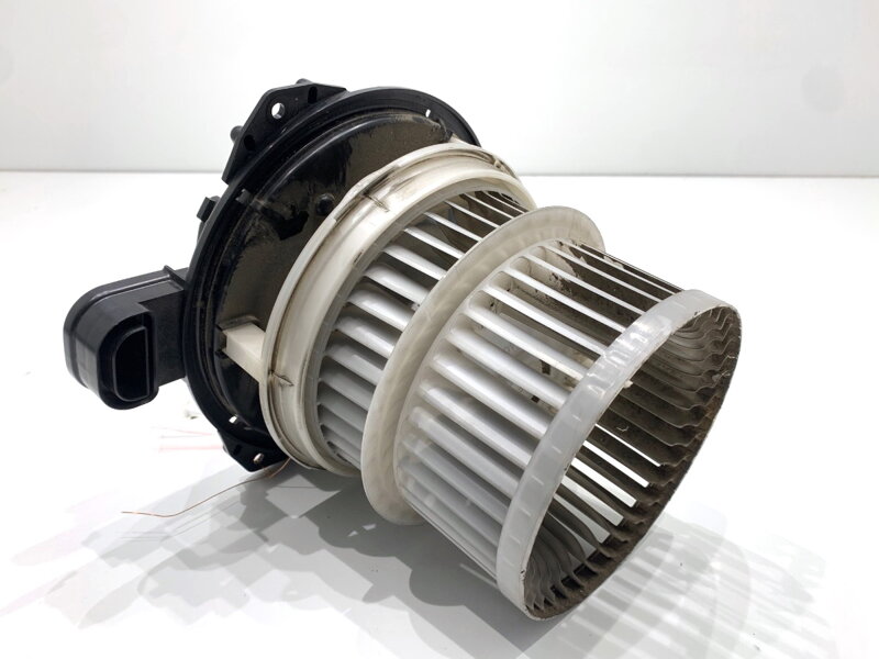 Ventilátor kúrenia Mazda CX-9 (TC) 2016 - 2022