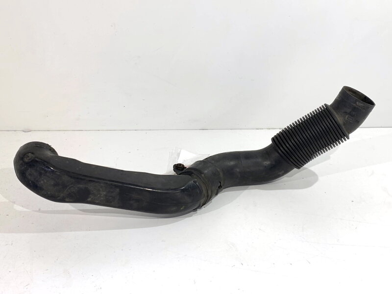 Vzduchové potrubie Peugeot 308 I (4A_, 4C_) 2007 - 2016 9656673480