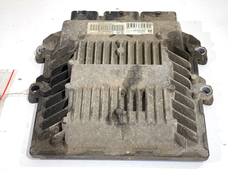 Riadiaca jednotka motora Fiat Scudo Autobus (270_, 272_) 2007 - 2022 9663862780