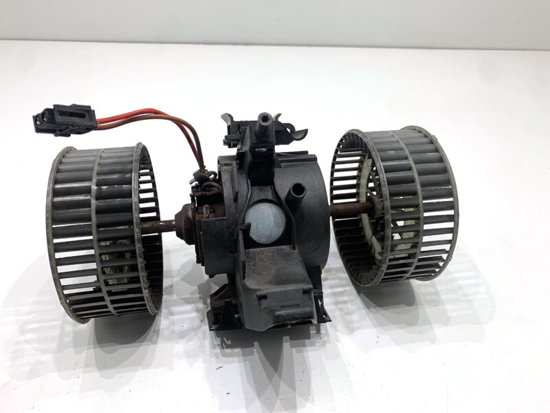 Ventilátor kúrenia BMW 5 Touring (E61) 2004 - 2010
