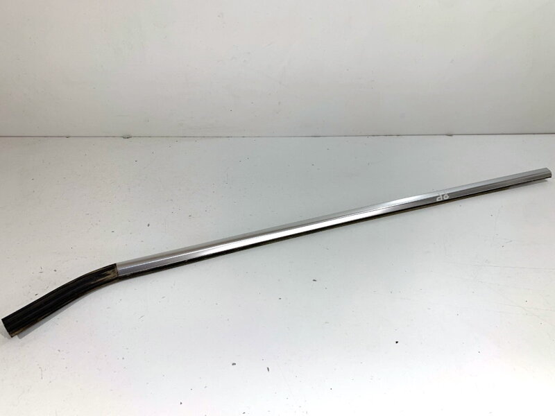 Lišta stieracia predná pravá Audi Q4 Sportback (F4N) 2021 - 2022 89A839475