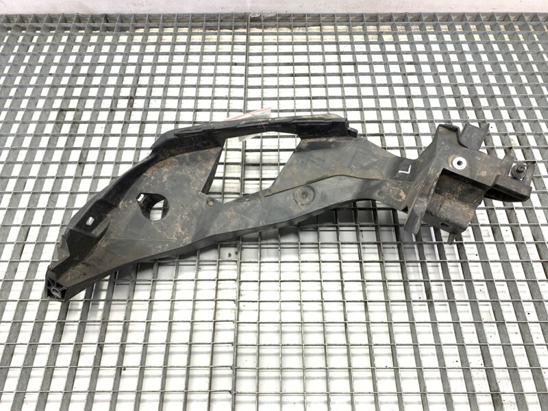 Držiak svetla ľavý Audi Q4 Sportback (F4N) 2021 - 2022 89A805325A