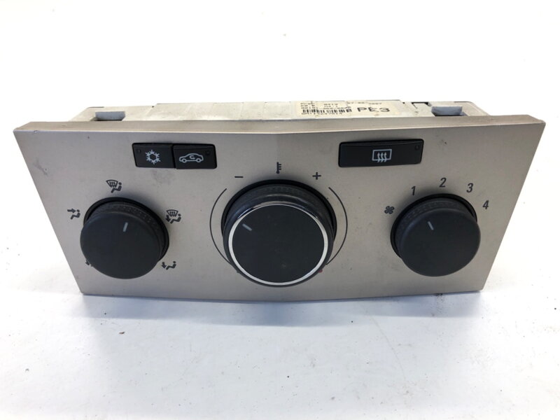 Panel ovládania ventilácie Opel Astra H Kombi (A04) 2004 - 2014 13247814