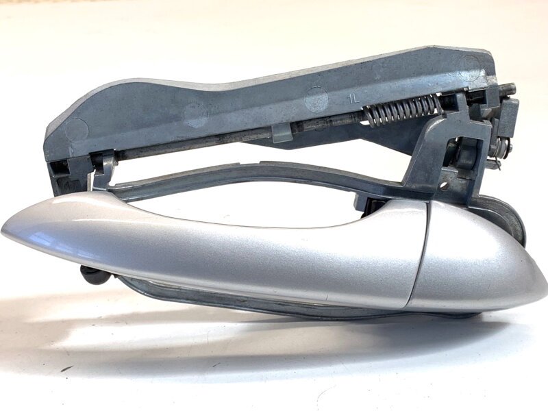 Kľučka vonkajšia ľavá zadná BMW X5 (E53) 2000 - 2006