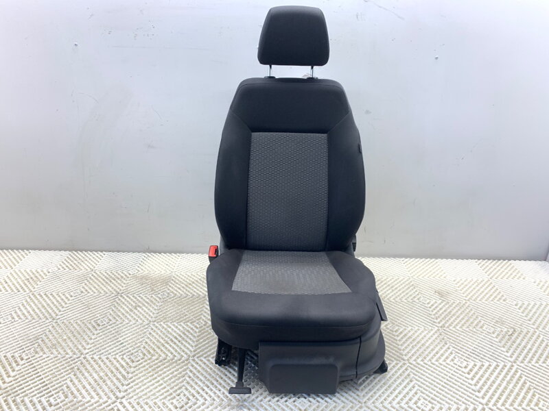 Sedadlo ľavé predné VW Polo V (6R1, 6C1) 2009 - 2022