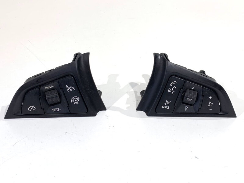 Prepínače volantu Opel Astra J Sports Tourer (P10) 2010 - 2015 13268692 13268686