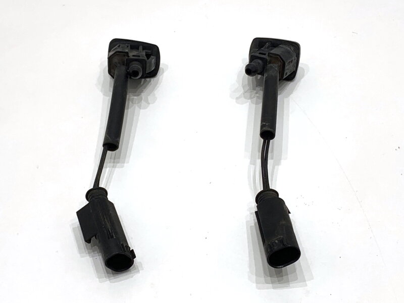 Trysky ostrekovačov BMW 5 (E60) 2003 - 2010 7132969