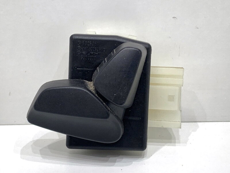 Prepínač sedadla ľavý BMW 5 (E60) 2003 - 2010 6926961