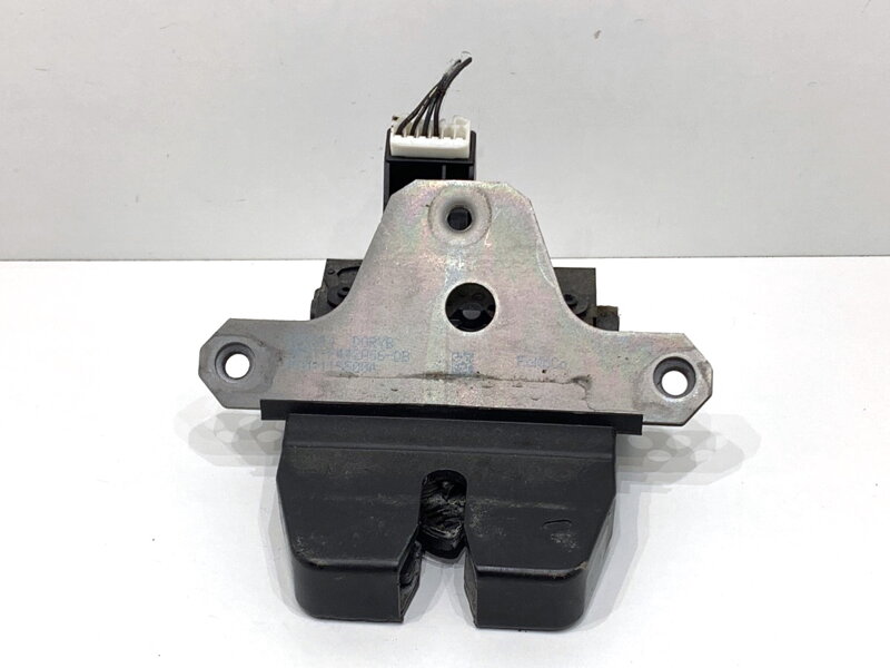 Zámok veka batožinového priestoru zadný Ford Focus III 2010 - 2022 8M51-R442A66-DB